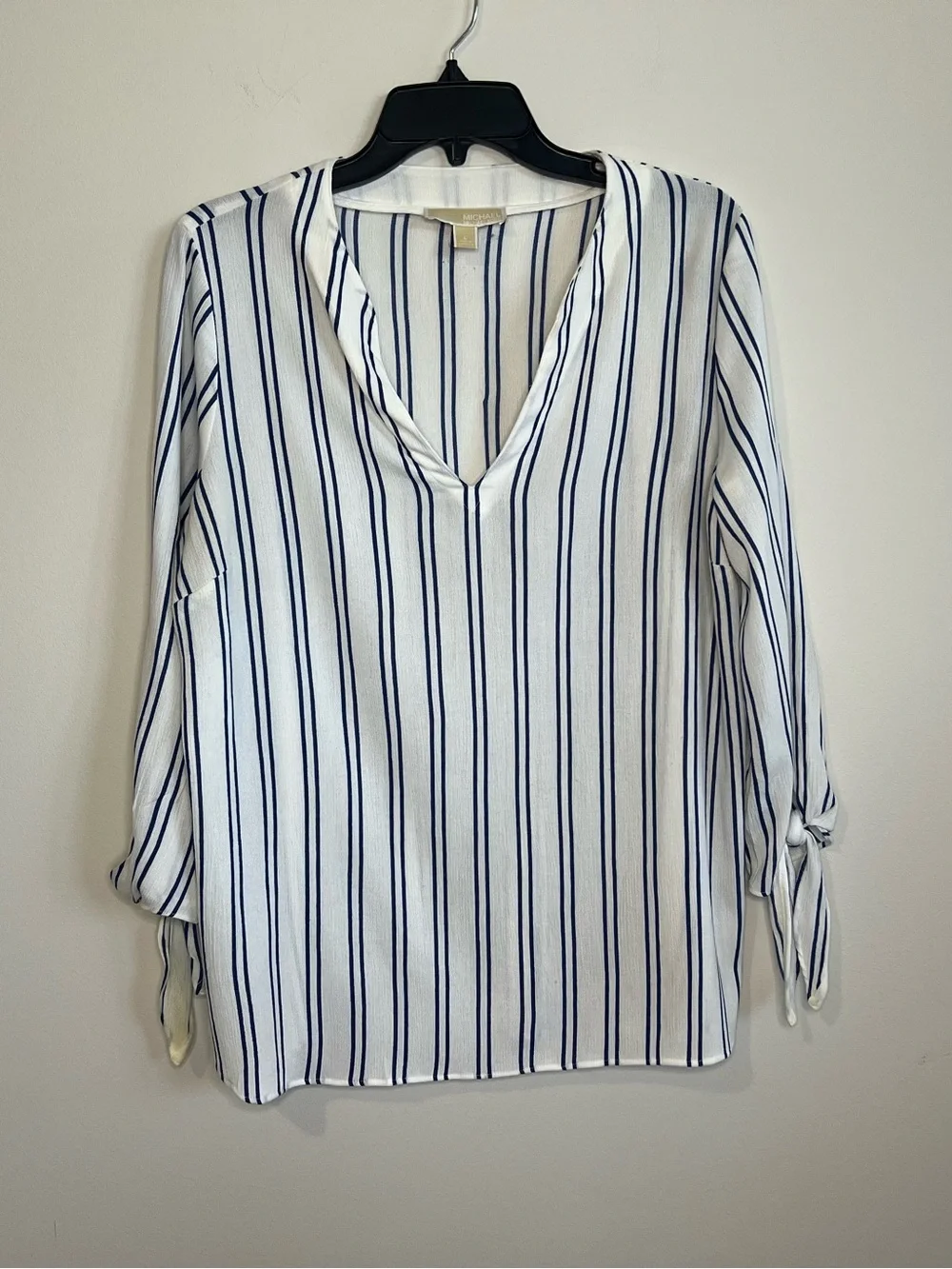Michael Kors White & Navy Vertical-Stripe V-Neck Blouse